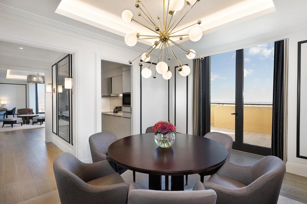 Caroline Astor Suite, 1 Bedroom Suite, 1 King, Skyline view